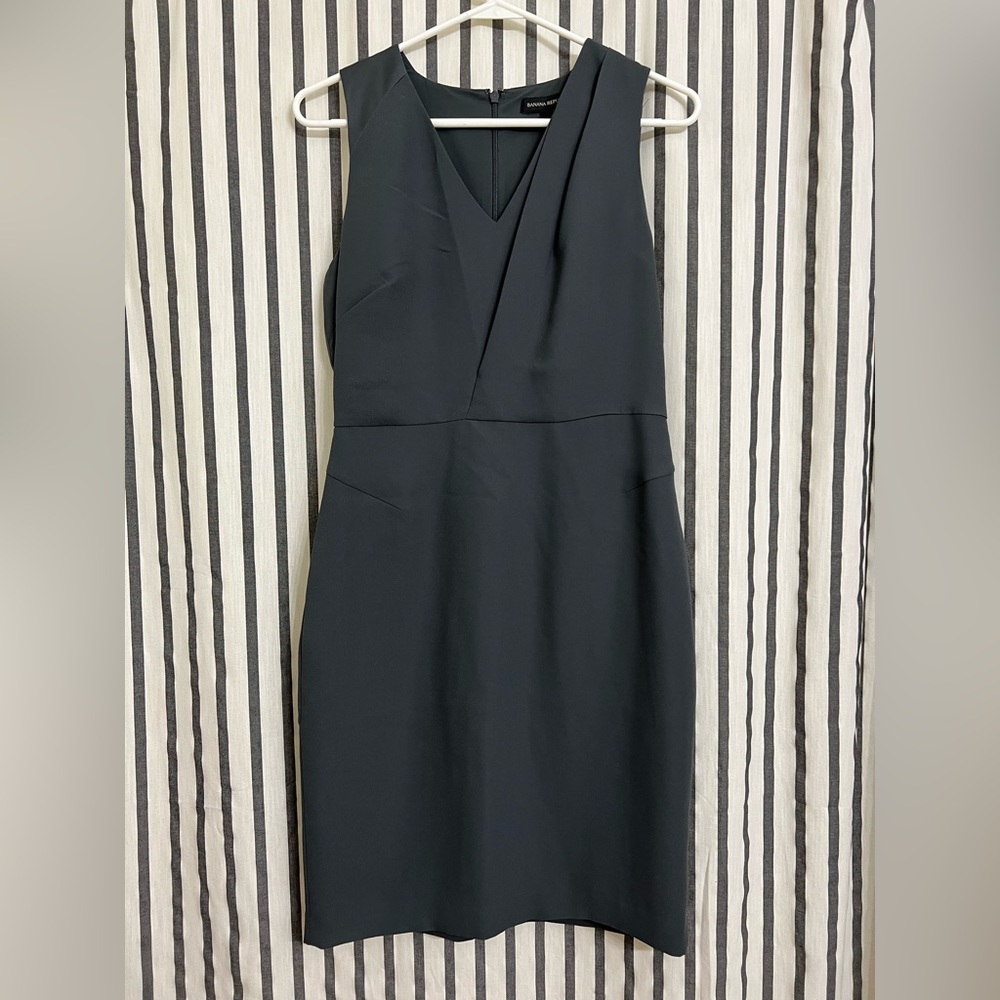Size 4 Banana Republic Dress